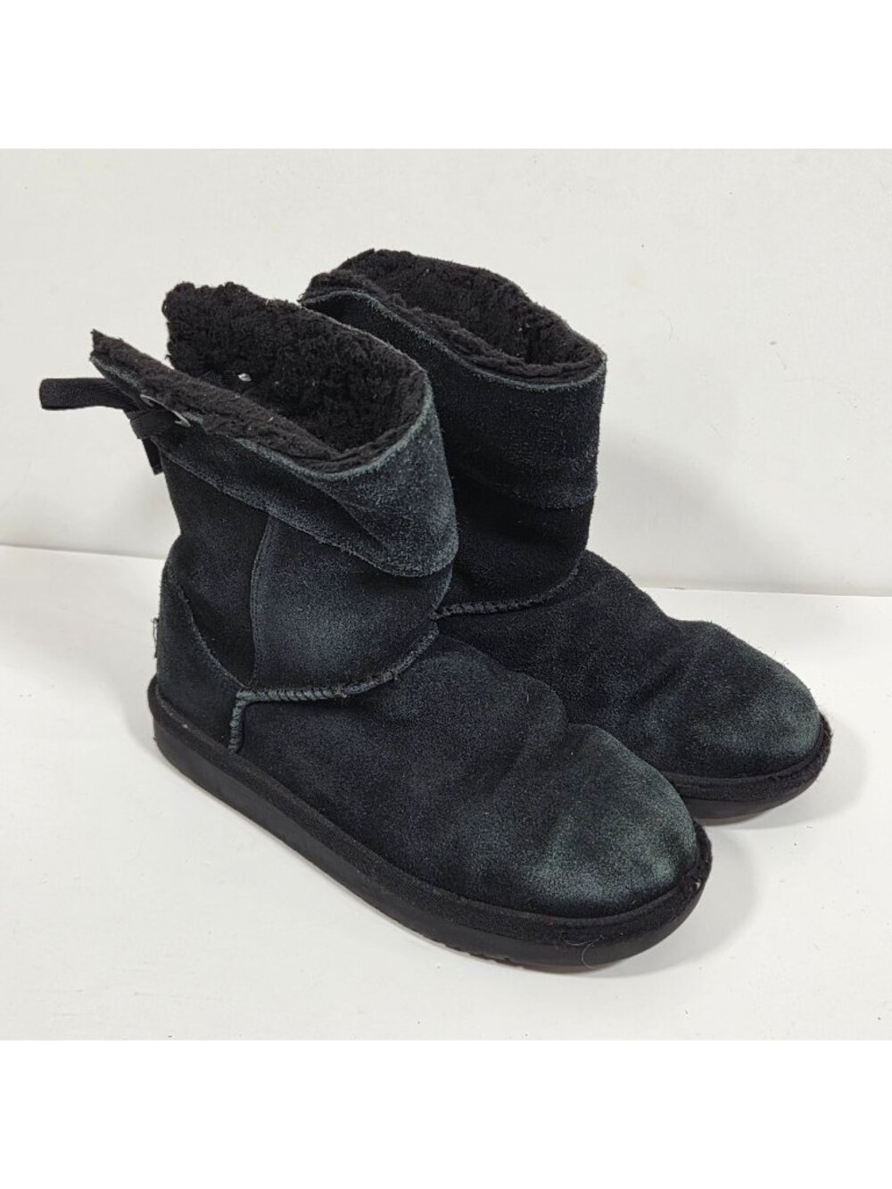 Koolaburra by UGG Andrah Short Boots Black Suede Youth Size 11